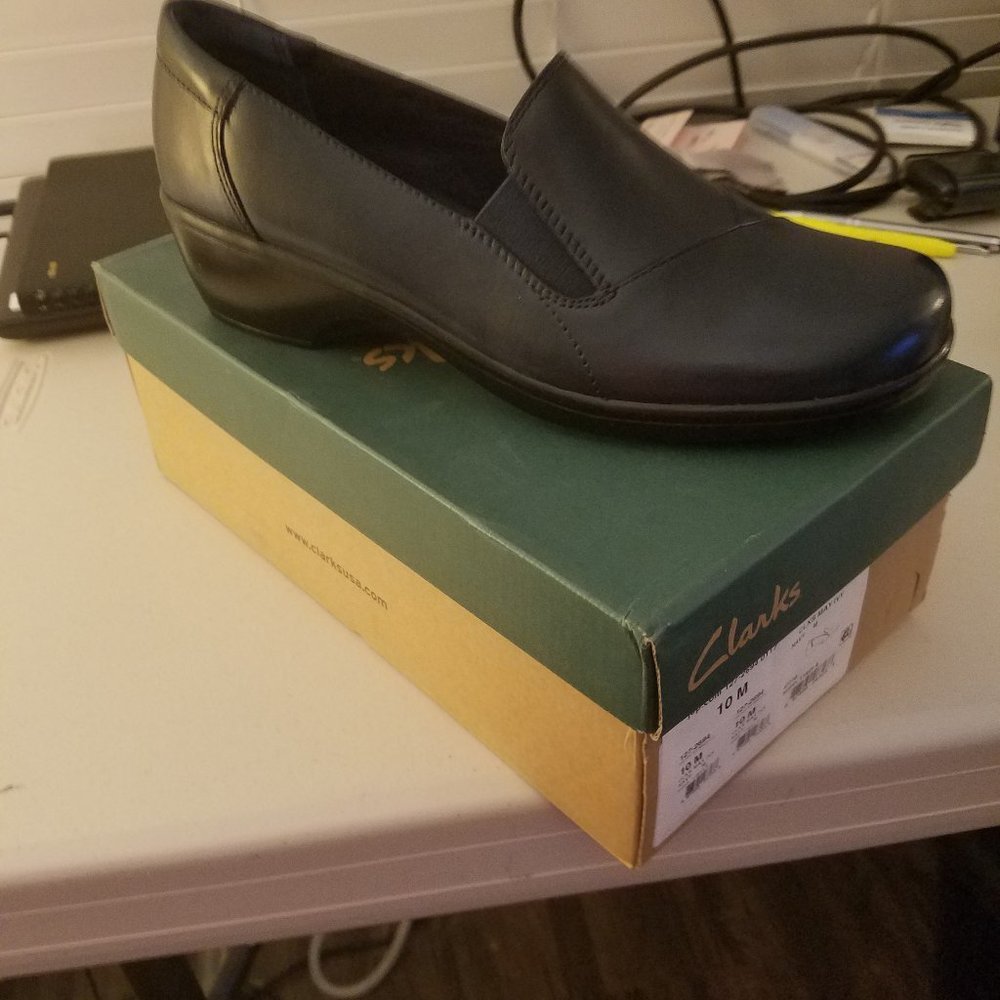 Clarks   Brown  Slipper  SZ 10